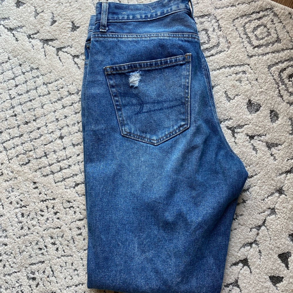 American Eagle Mom Jeans
